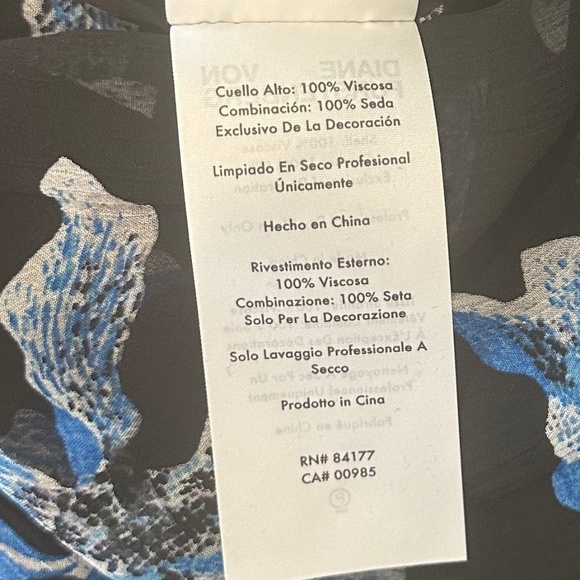 NWT - DVF black semi-sheer chiffon blouse with blue orchid print - Size 12 - Picture 8 of 11
